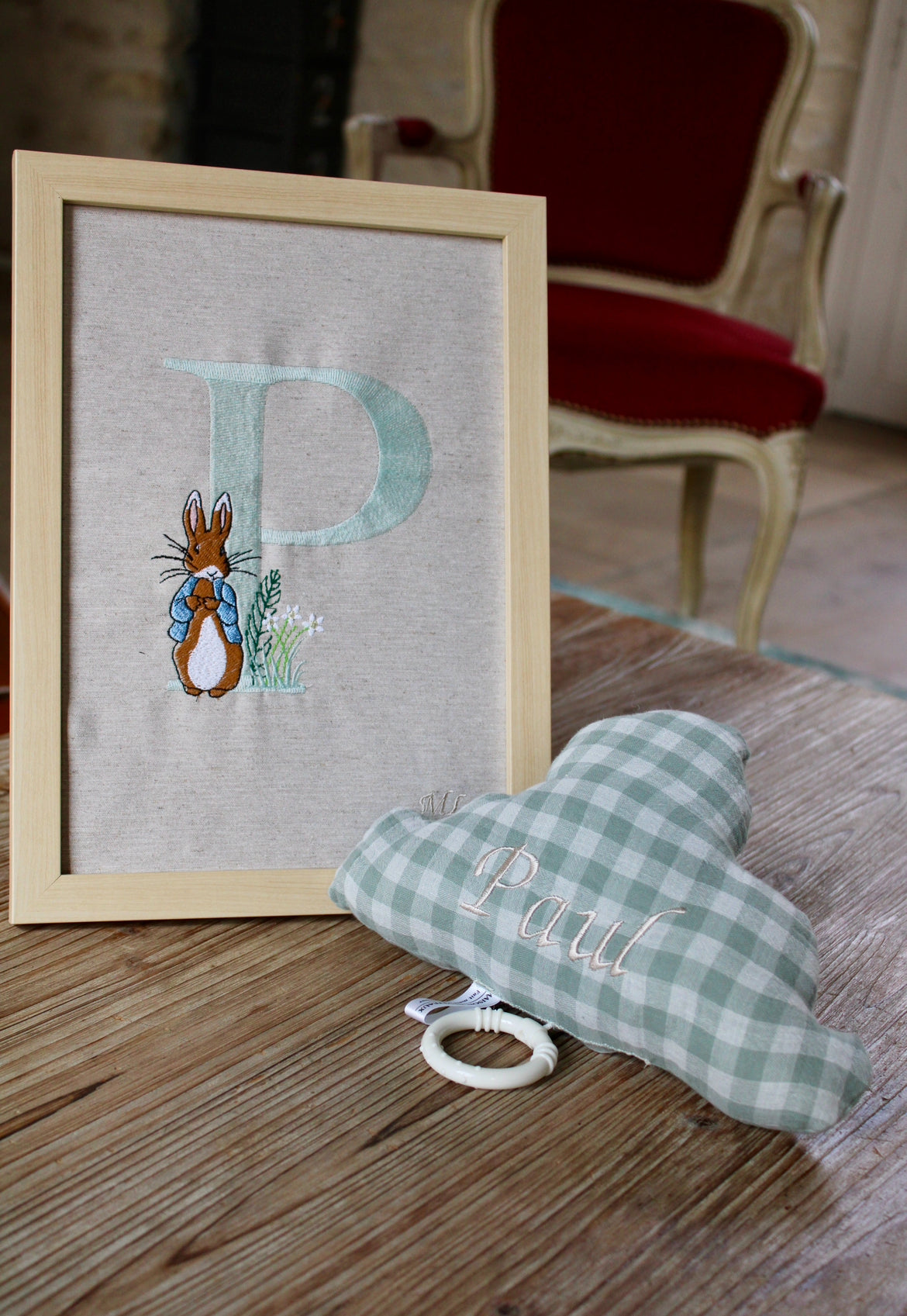 Paul le cadre lapin