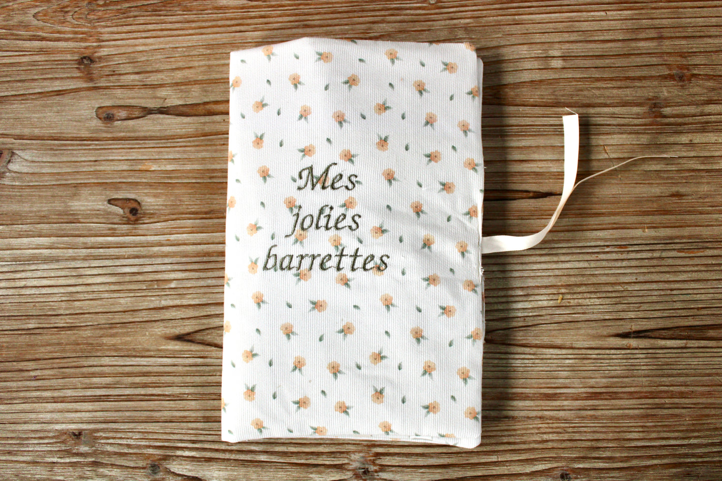 Adèle la Pochette à barrettes